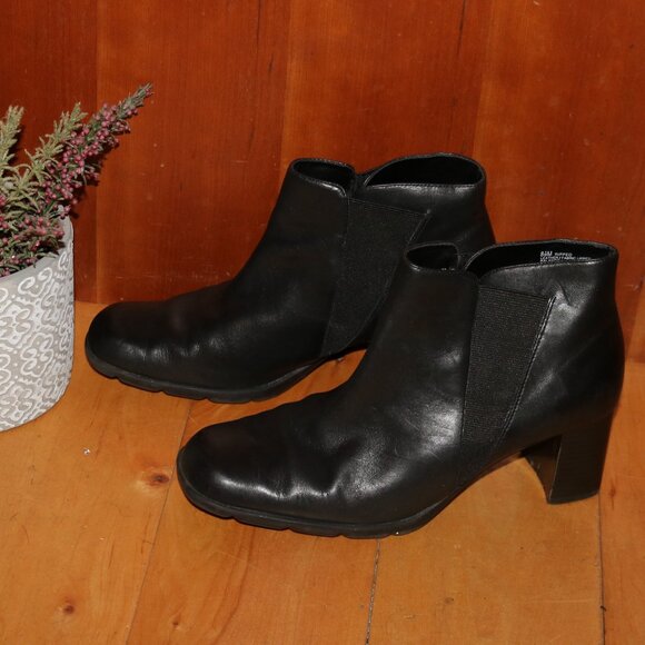 Aerosoles Black Leather Square Toe Comfort Flexible Sole Ankle Booties Sz 8.5 - Picture 3 of 8